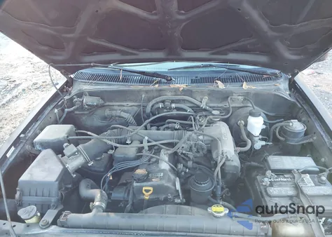 1996 Toyota Tacoma Xtracab из США, поврежденный, VIN 4TAVL52N4TZ112895